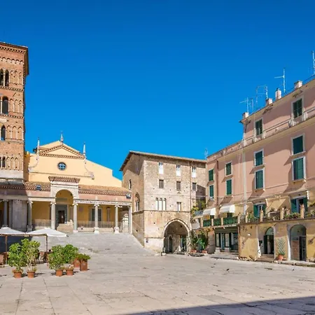 Casa Domitilla Vista Mare - Spiagge, Storia & Relax Wifi - Netflix Apartment